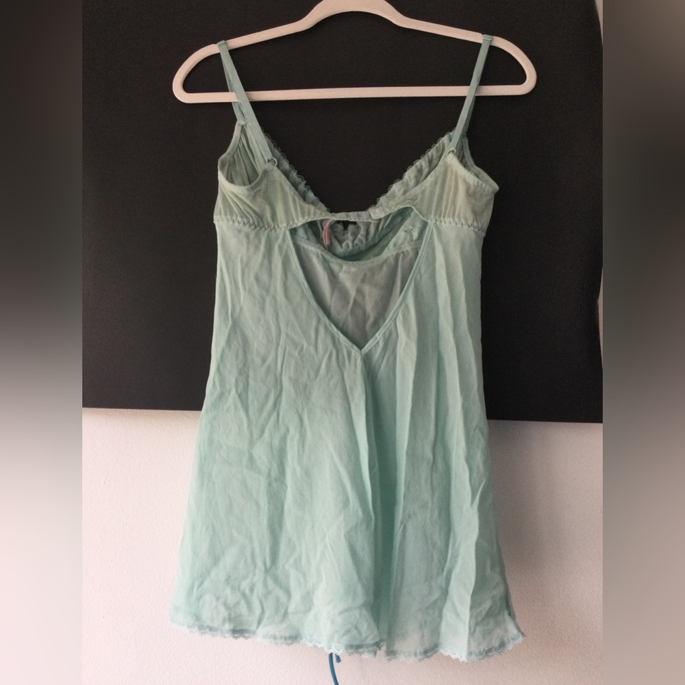 Victoria’s Secret - Picture 3 of 4